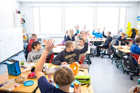 Leinolan koulussa Tampereella syötiin maaliskuun lopussa lounaaksi eväitä kunta-alan lakon takia. Pian eväsruokailuun saatetaan joutua myös pääkaupunkiseudun kouluissa.