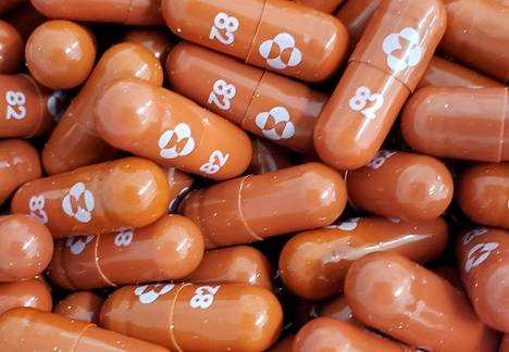 Yhdysvallat on sopinut maksavansa yhdestä molnupiraviirikuurista 712 dollaria, jos lääke saa myyntiluvan.