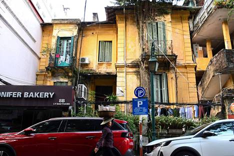   Hanoi has decided to aim for 60 of the villas to be renovated by 2025.  However, it is not certain yet.