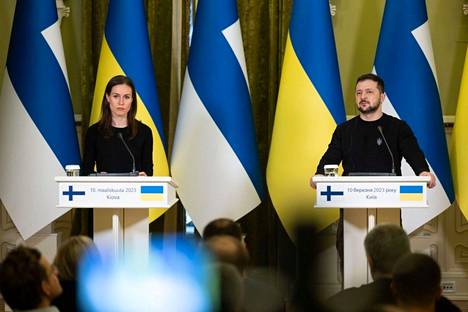 Sanna Marin tapasi Ukrainan presidentti Volodymyr Zelenskyin perjantaina Kiovassa.
