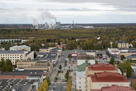 Metsä Group kertoi torstaina rakentavansa Kemiin 1,6 miljardilla eurolla uuden sellutehtaan. Kyseessä on metsäteollisuuden historian suurin investointi. Näkymä Kemin keskustasta tehdasalueelle syksyllä 2019.