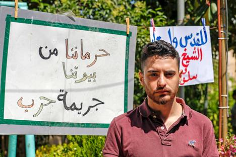 Mohammed el-Kurd mielenosoituksessa Sheikh Jarrahin kaupunginosassa Itä-Jerusalemissa kesäkuussa.