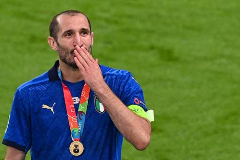 Giorgio Chiellini juhli Italian maajoukkueessa EM-kultaa heinäkuussa 2021.