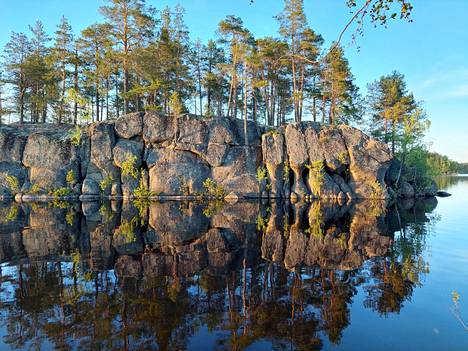 Puulassa kauneinta ovat Titta Väyrysen mielestä hienot kalliomuodostelmat.