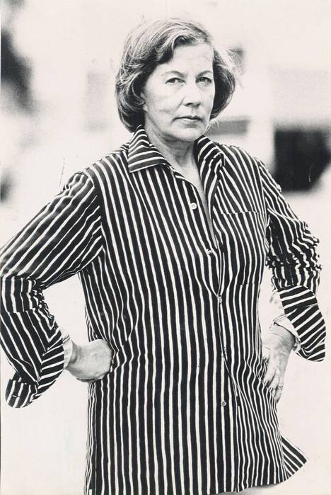 Marimekko Oy:n toimitusjohtaja Armi Ratia (1912–1979) loi pienestä tekstiilialan yrityksestään kansallisen ja kansainvälisen menestystarinan. Kuva vuodelta 1976.