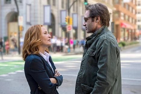 Scully (Gillian Anderson) ja Mulder (David Duchovny) näyttävät nykyisin tältä.