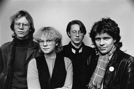  Se-yhtye vuonna 1981: Ari Puolanen, Eeva Koivusalo, Yari ja P. A. Ulmanen. 1970-luvulla perustetun yhtyeen kokoonpano vaihtui monta kertaa. 