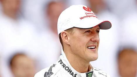 Michael Schumacheria hoidetaan pariisilaisessa sairaalassa kanta­solu­siirroilla – HS kysyi suomalais­asiantuntijalta, mitä hoidolla voi saavuttaa