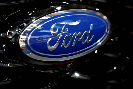 Autojätti Ford tarjoaa heikosti pärjääville työntekijöille irtisanomispakettia tai työsuoritusta parantavaa ohjelmaa.