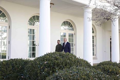 Ukrainan presidentti Volodymyr Zelenskyi kävi joulun alla Valkoisessa talossa tapaamassa Yhdysvaltojen presidenttiä Joe Bidenia. 