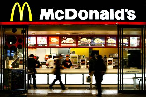 Ranskanperunan myynnin säännöstelyllä McDonald’s pyrkii välttämään ranskalaisten loppumisen kokonaan. 