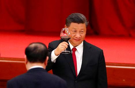 Kiinan presidentti Xi Jinping kuvattuna syyskuussa kommunistisen puolueen kokouksessa, jossa juhlittiin Kiinan kansantasavallan perustamisen 71. vuosipäivää.