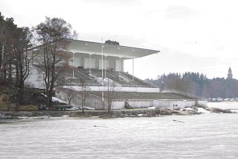 Soutustadion rakennettiin vuoden 1940 olympialaisia varten. Niitä ei koskaan tullut. Kuva on vuodelta 2012.