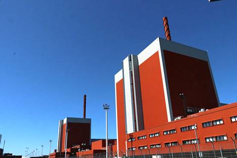Olkiluodon ydinvoimalan kakkosyksikön häiriö paljastui torstaina 10. joulukuuta kello 12.22. Sen paljastumisesta käynnistyi tapahtumaketju, jossa Suomen viranomaiset varautuivat tosissaan ydinonnettomuuden riskiin.