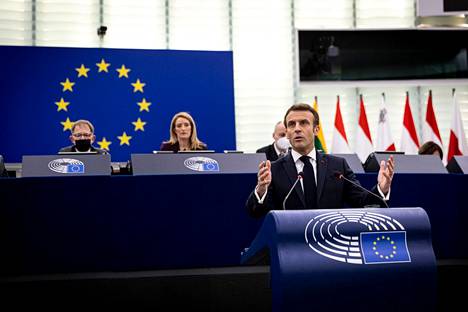 Ranskan presidentti Emmanuel Macron puhui Euroopan turvallisuustilanteesta Euroopan parlamentissa Strasbourgissa keskiviikkona.