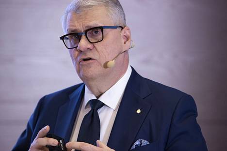 Toimitusjohtaja Jussi Pesonen esitteli vuoden 2022 UPM:n tulosta tiedotustilaisuudessa Helsingissä helmikuussa 2023.