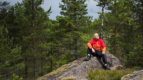 Helsinkiläismies osti metsän sijoitusmielessä mutta kiintyikin siihen  syvästi – ”Tunnen jokaisen kiven ja puun yksilönä” - Kotimaa 