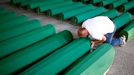 Hollanti on osasyyllinen muslimien teloituksiin Bosnian Srebrenicassa, linjasi Hollannin korkein oikeus