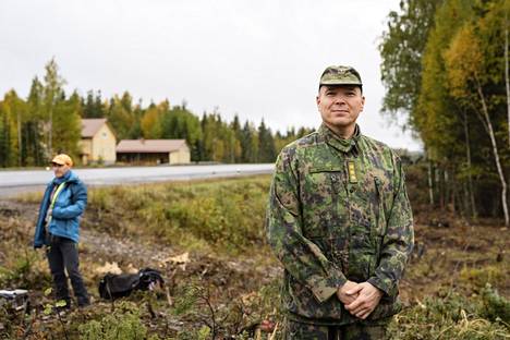 Ilmasotakoulun johtaja eversti Vesa Mäntylä on tyytyväinen Baana 22 -harjoituksiin. Puolustusvoimien korviin ei ole kantautunut meluvalituksia.