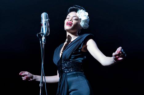 Andra Day kannattelee roolisuorituksellaan jazzlaulaja Billie Holidayn elämästä kertovaa elokuvaa.