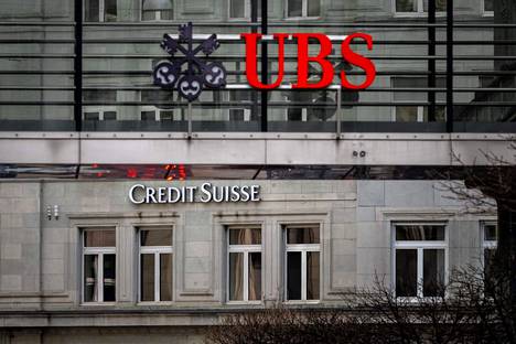 UBS ostaa Credit Suissen noin kolmella miljardilla eurolla.