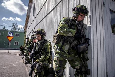 Ruotsin armeijan Västernorrland-ryhmä kaupunkisotaharjoituksessa syyskuussa 2021.
