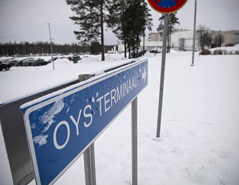 Oulun yliopistollinen sairaala sulkee leikkaussalejaan henkilöstöpulan takia.