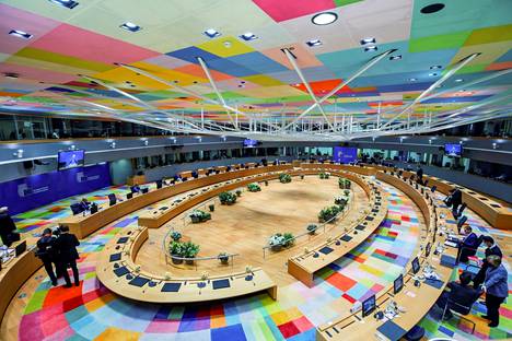 Euroopan unionin johtajat huippukokouksessa tiistaina Brysselissä.