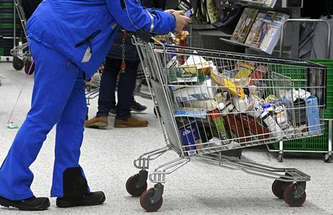 Maaliskuussa jalostamattomat elintarvikkeet kallistuivat euroalueella 14,7 prosenttia vuoden takaisesta.