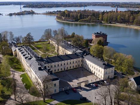 Lapinlahden sairaala-alueen kunnostaminen mutkistuu, kun Helsingin kaupungin toivekumppani Nrep ilmoittaa vetäytyvänsä remontista.