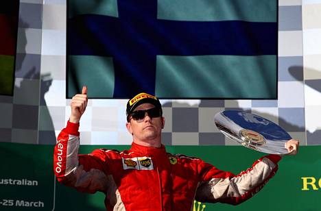 Kimi Räikkönen avasi kautensa kolmossijalla Australian Melbournessa.