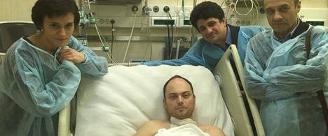 Vladimir Kara-Murza sairaalassa jälkimmäisen myrkytysyrityksen jäljiltä helmikuussa 2017.
