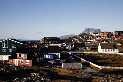 Grönlannin pääkaupunki Nuuk, jonne osana kokeilua Tanskaan viedyille lapsille rakennettiin oma lastenkoti.