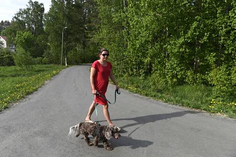 Maria Nieminen, who lives nearby, walked her dog on Saturday.  The incident worried the mother of the 14-, 18- and 19-year-old girls.