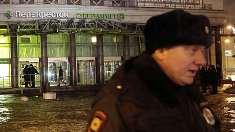 Supermarketissa räjähti Pietarissa, kymmenen loukkaantui – viran­omaiset tutkivat murha­yrityksenä