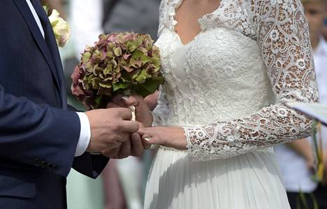 Koronan lisäksi avioliittojen solmimisen määrän laskuun on vaikuttanut myös avioliiton merkityksen muutos.