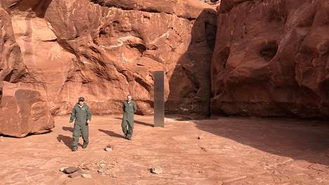 Yhdysvallat | Viranomaiset löysivät Yhdysvalloissa Utahin aavikolta metallisen pylvään, jonka alkuperä hämmentää paikallisia