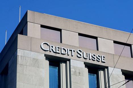 Sveitsiläisen Credit Suissen konttori Genevessä. 