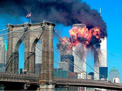 World Trade Centerin tornit sortuivat New Yorkissa 11. syyskuuta 2001, kun terroristit ohjasivat lentokoneita niitä päin.