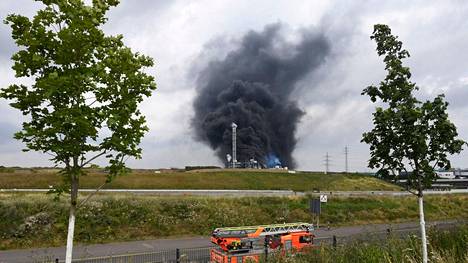 Saksa | Saksan Leverkusenin heinäkuisen räjähdyksen syy todennäköisesti kemiallinen reaktio jäte­säiliössä