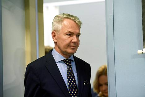 Ulkoministeri Pekka Haavisto (vihr) osallistui hallituksen tiedotustilaisuuteen keskiviikkona valtioneuvoston linnassa.