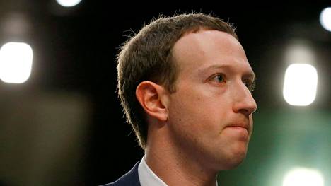 Zuckerberg: ”Olen huolestunut puolueellisesta sisällöstä” – suora lähetys Facebookin johtajan kuulemisesta käynnissä