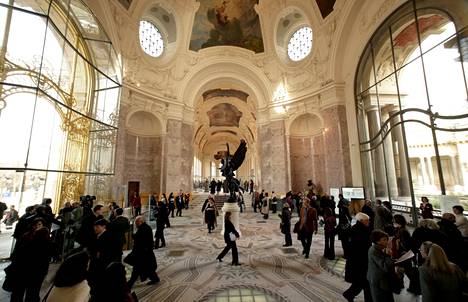 Pariisin Petit Palais rakennettiin vuoden 1900 Pariisin maailmannäyttelyyn. Vuodesta 1902 lähtien se on toiminut Pariisin kaupungin taidemuseona.