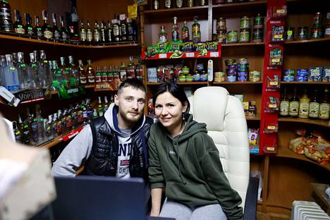 Jevgeni and Jelena Artemi, who kept a small kiosk for truck drivers at the Skytok border station, said they would calmly take the threat of war.