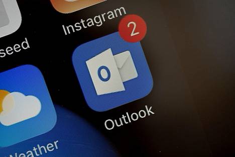 Outlook-postiohjelman haavoittuvuudelta voi suojautua päivittämällä ohjelma uusimpaan versioon.