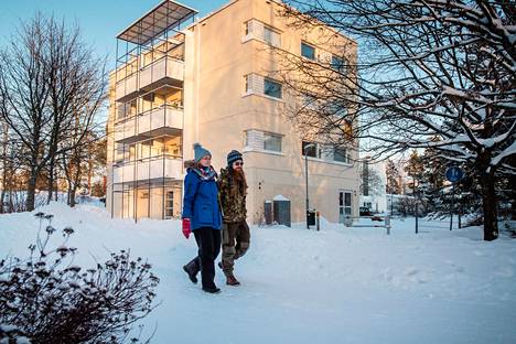 Helsingin opiskelija-asuntosäätiön talot Harustiellä puretaan osana Meri-Rastilan isoa uudistusta. Kuvassa Harustie 7, joka valmistui vuonna 1991.
