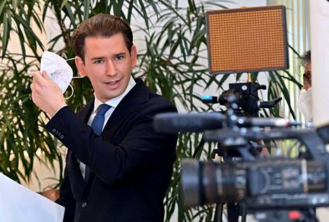 Itävallan entinen liittokansleri Sebastian Kurz ilmoitti joulukuun alun tiedotus­tilaisuudessa Wienissä jättävänsä politiikan kokonaan.