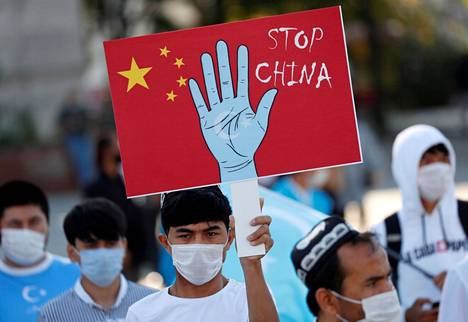 Uiguurit osoittivat mieltä Kiinan toimia vastaan Istanbulissa viime syksynä.