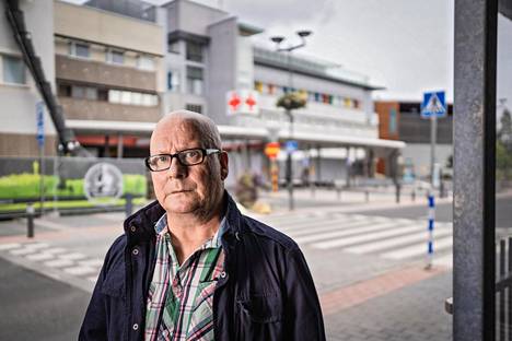 Kalixin lauluklubin puheenjohtaja Aimo Suomela selvisi bussiturmasta, mutta menetti neljä ystäväänsä.