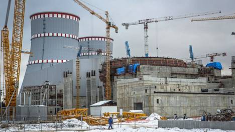 Rakennustyöt olivat käynnissä Sosnovyi Borin uudella ydinreaktorialueella joulukuussa 2016.